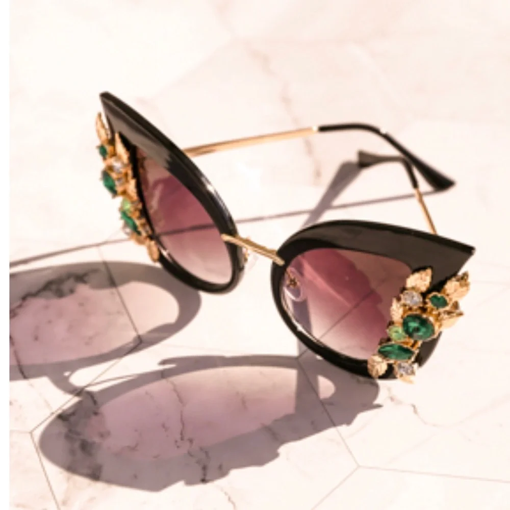 Blue cat eye butterfly rhinestone bling embellished sunglasses. - Picture 15 of 15